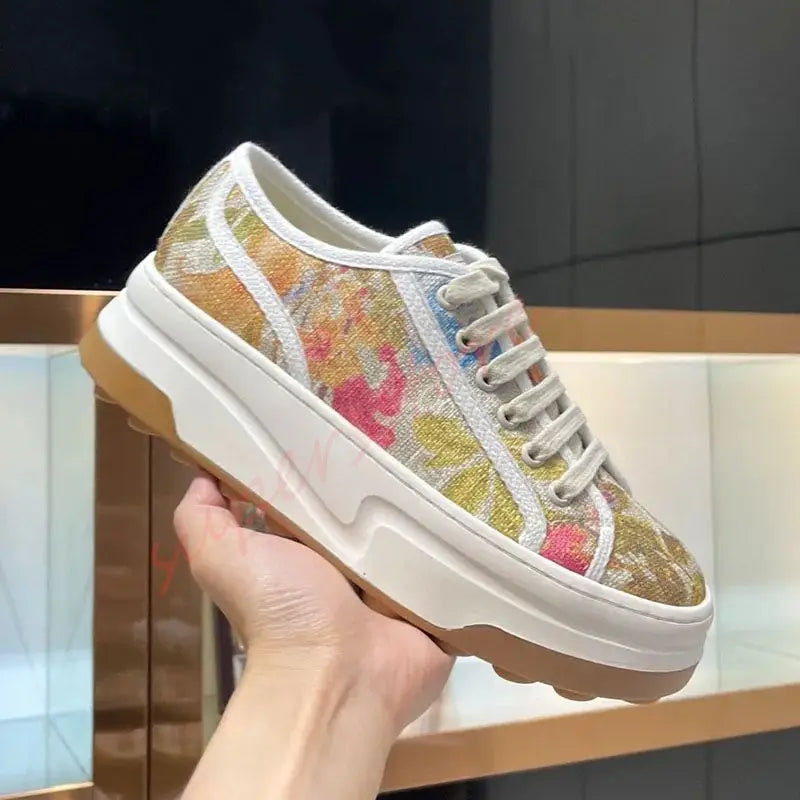 2026 Luxury Brand Famous Deisgner Women's Thick Soled Canvas Shoes Retro Height Increasing Casual Correct Version Canvas Shoes